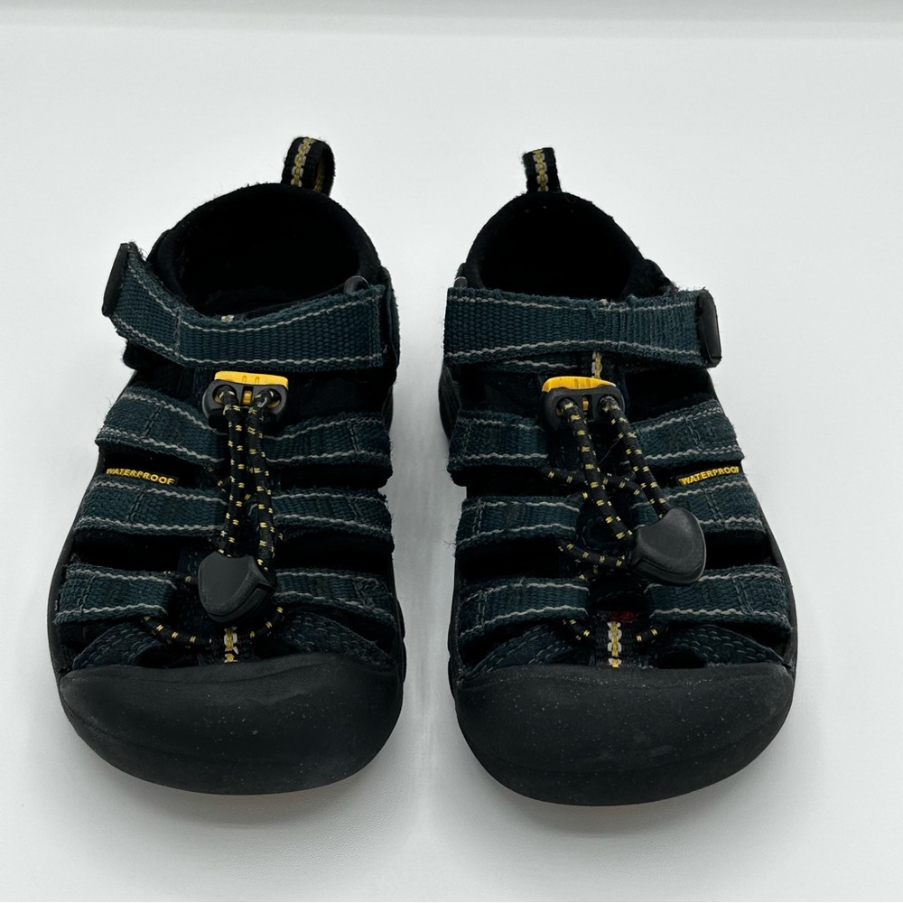 Little Kids Keen Newport H2 Teal, Yellow & Black Waterproof Hiking Sandals Sz8